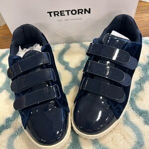 Tretorn Glossy Navy Sneakers